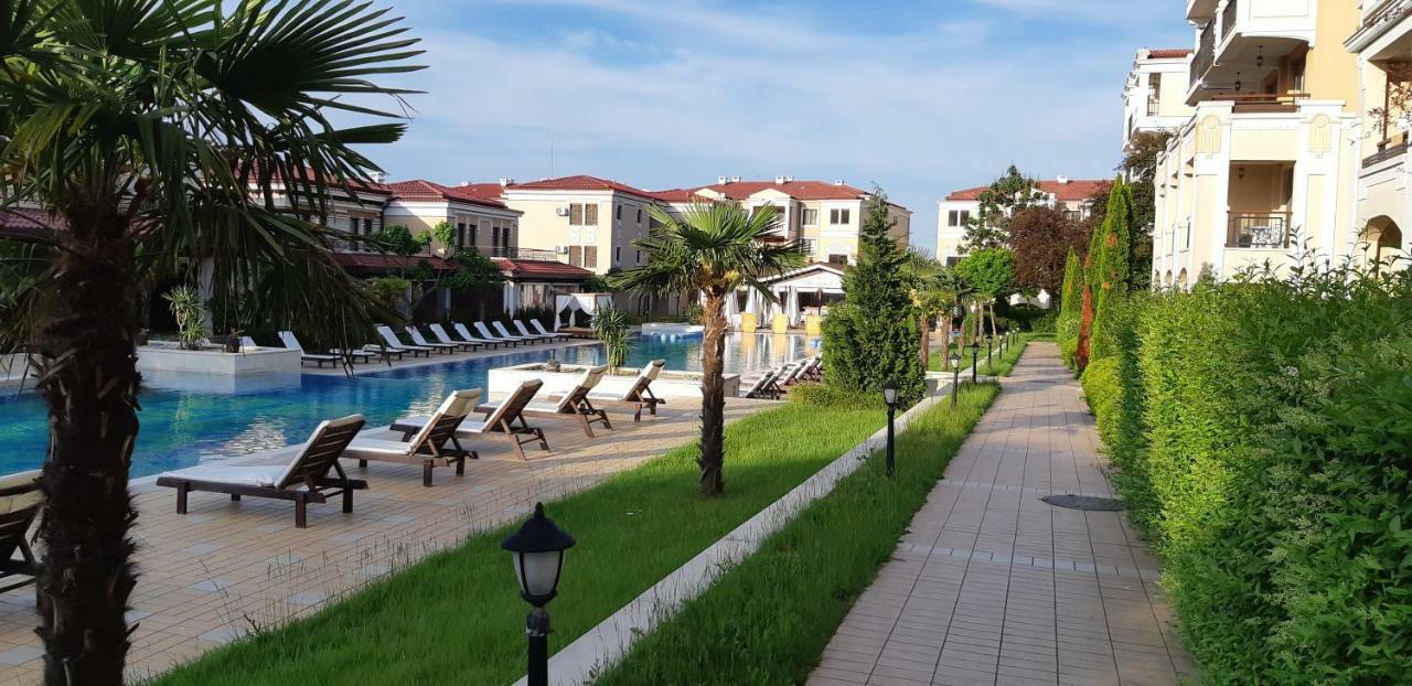 Alex Studio in Green Life Beach Resort Sosopol Exterior foto